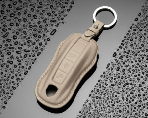 Porsche key pouch in leather